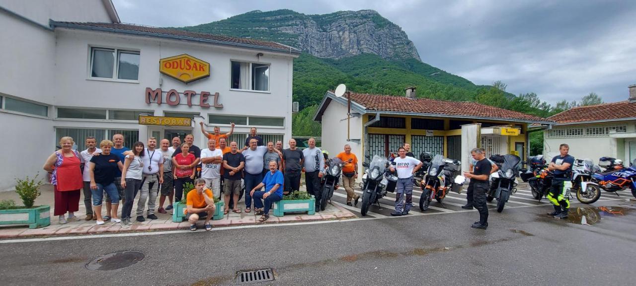 Motel And Restaurant Odusak Dreznjak Exterior foto